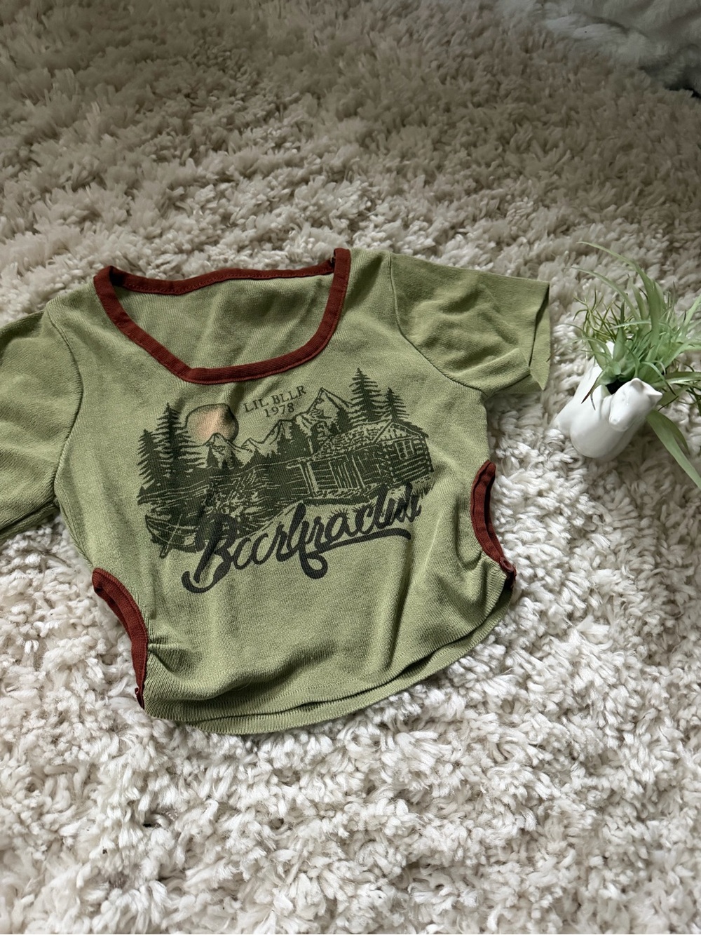 Olive unique outdoor hiking cute Green Graphic Crop Top with Rust Contrast Trim